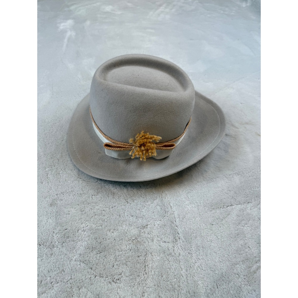 Chelton 100‎ Wool Felt Hat Women Light Gray Fedora Style Bow Tassel Accent